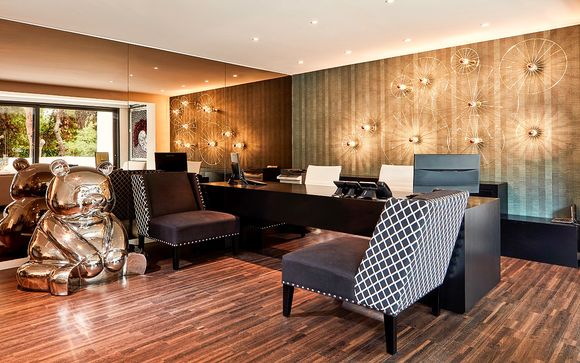 Azur Hotel 4*