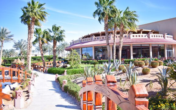 Il Parrotel Aqua Park Resort 4*