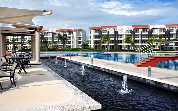 Mareazul Beach Family CondoHotel 4*