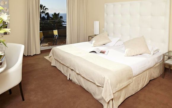 Hotel B4 Plaza Nizza 4*