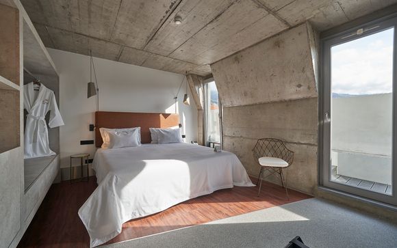 Cajú Le Petit Hotel 4*