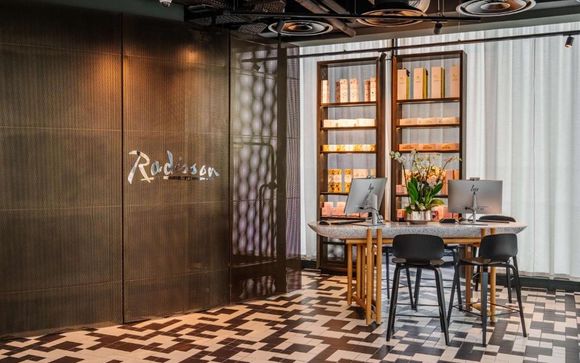 Radisson Hotel Reims 4*