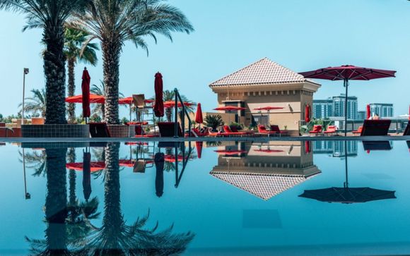 Amwaj Rotana Jumeirah Beach Residence 5*