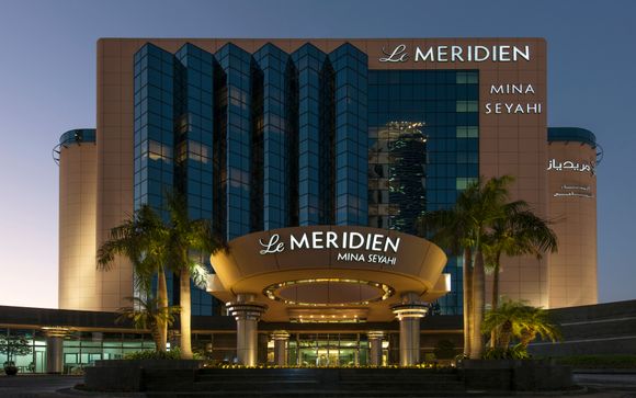 Le Meridien Mina Seyahi Beach Resort & Waterpark 5*