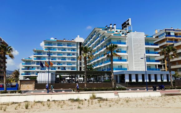 Aparthotel & Spa Acuazul 4*