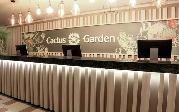 Fergus Cactus Garden 4*