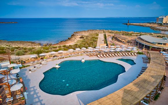 Universal Grand León & Spa 5*