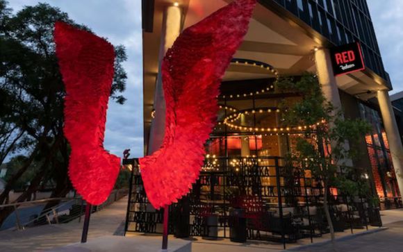 Radisson RED Hotel Johannesburg Rosebank 4*