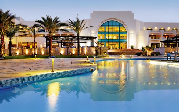 Movenpick Resort & Spa Soma Bay 5*