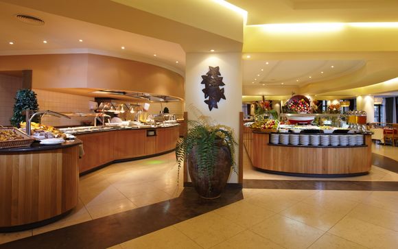 Suite Hotel Eden Mar 4*