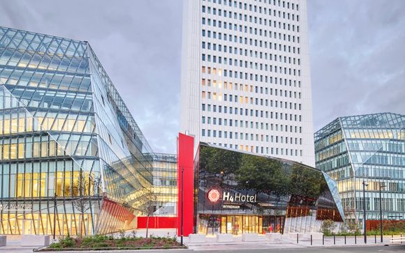 H4 Wyndham Paris Pleyel 4*