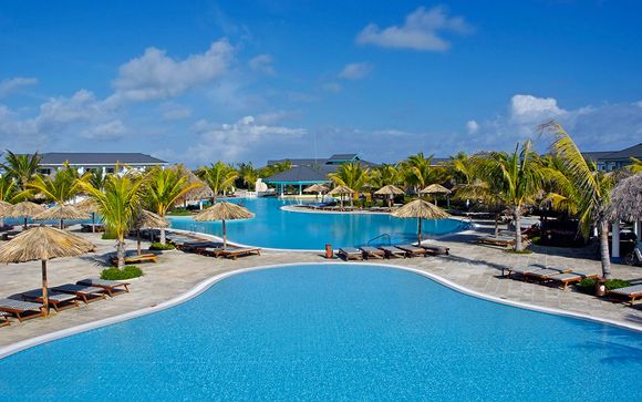 Hotel Melia Las Dunas 5*