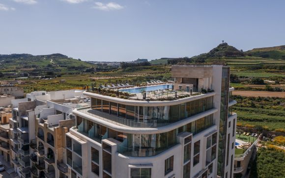Reef Hotel & Spa 4*