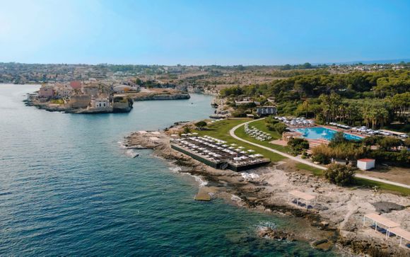 Mangia’s Brucoli, Sicily, Autograph Collection 5*