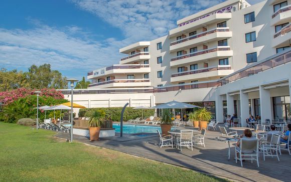 Hotel Mercure Hyères 4*