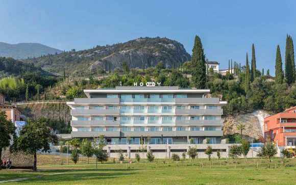Hoody Active & Happiness Hotel 4*