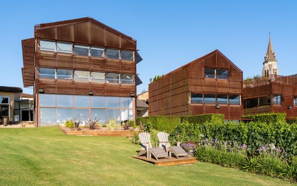 Hotel Saint-James Relais & Chateaux 4*