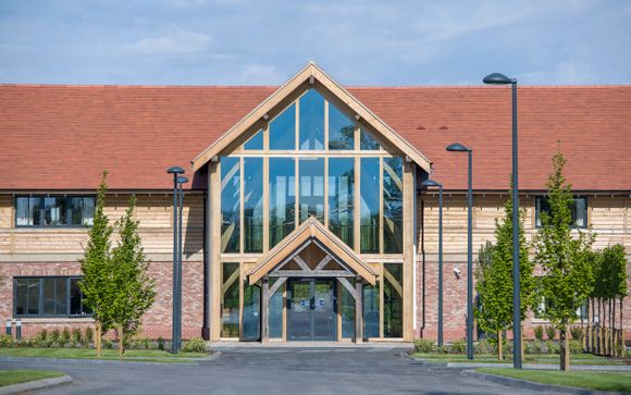 Sandburn Hall Hotel  4*