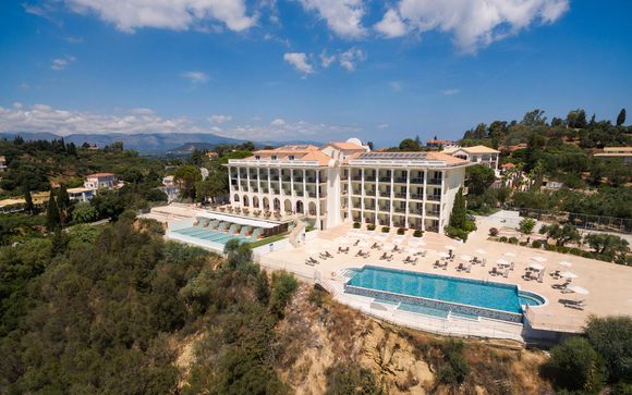 Avalon Palace Hotel 4*
