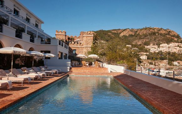 Château de Théoule sur mer 5*