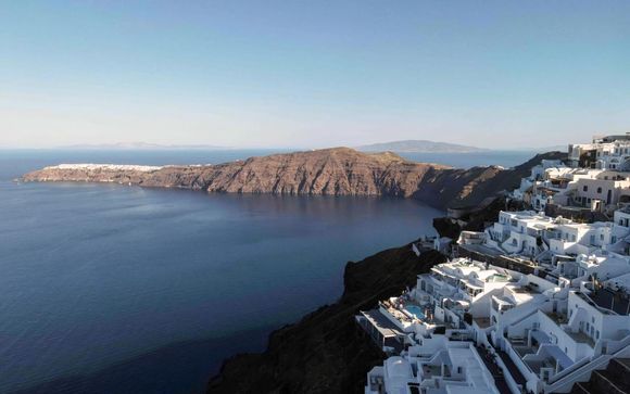 La Roka Cliffside Memories Santorini