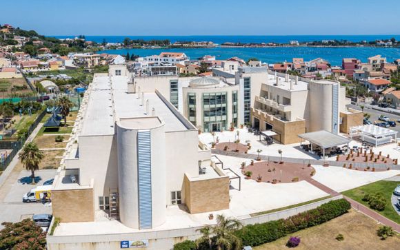 Capo Peloro Resort 4*