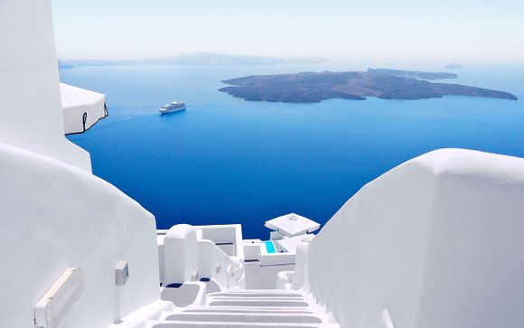 Santorini vs Mykonos: Ktorý grécky ostrov je pre vás ten pravý?