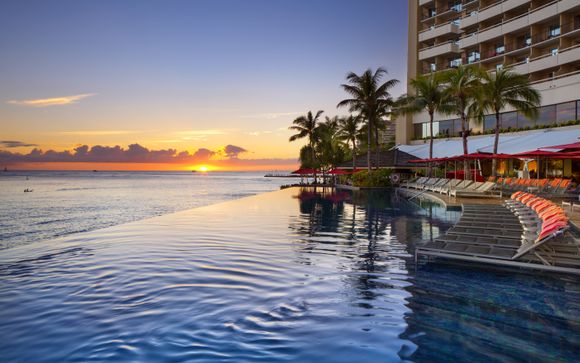 Luxe Sunset Boulevard Hotel & Sheraton Waikiki Hotel 4*