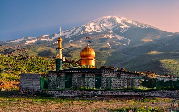 10 Day Persian Circuit with Private Driver 4* or 5*