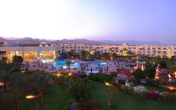 Aurora Oriental Resort 5*