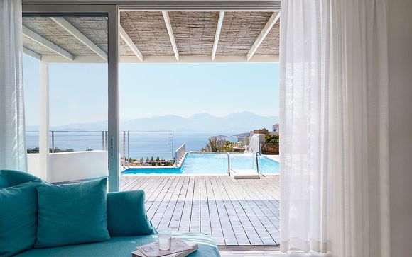 Pleiades Luxury Villas 4*
