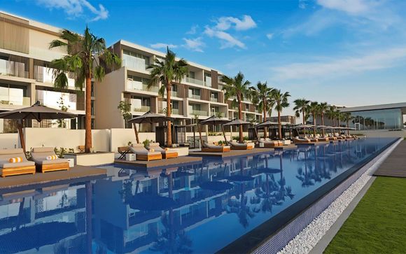 Luxury Collection: Beach Resort with First Class Service