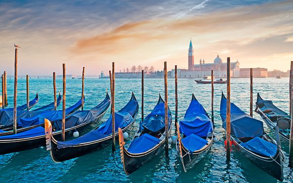 Elegant Lagoon Stay with Free Entrance to Venice Casino