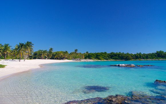 The Payogan Resort Villa Ubud & Radisson Blu Uluwatu 5* with Optional Lombok