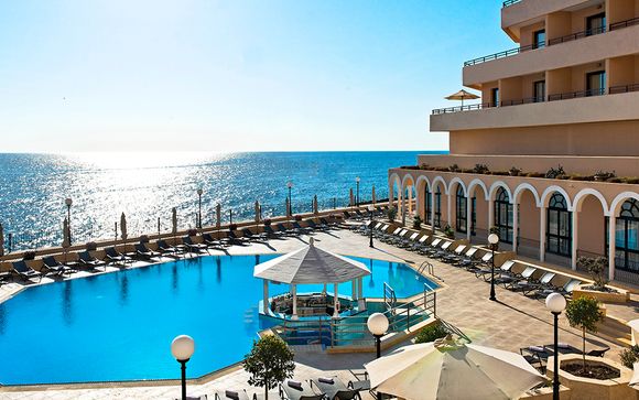 Radisson Blu Malta Resort St. Julian's 5*