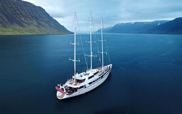 Extraordinary Cruise Discovery Across Iconic Locations