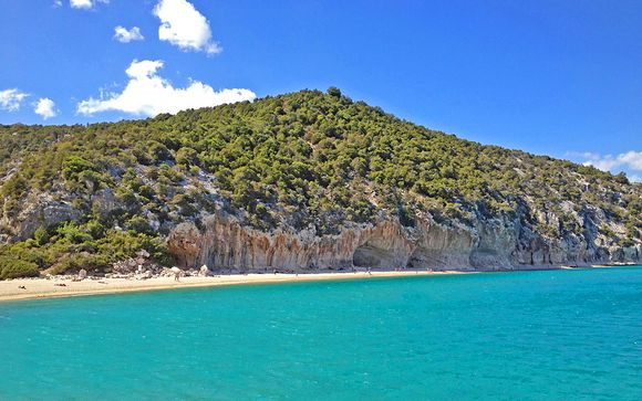Extensive Resort in a Beautiful Island Location