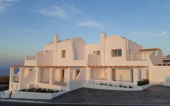 Symphony Suites Santorini