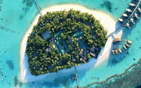 Vakarufalhi Island Resort Hotel