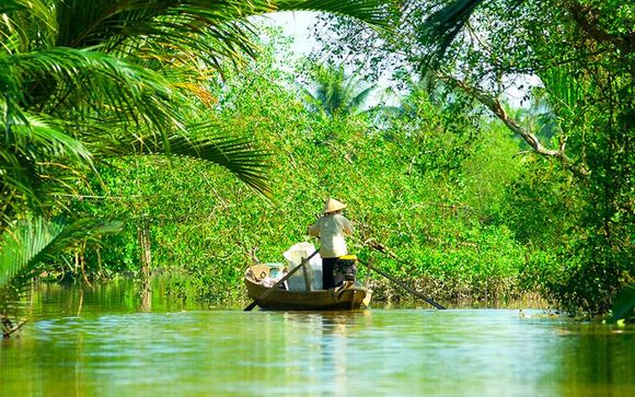 Vietnam Highlights & Beach Break