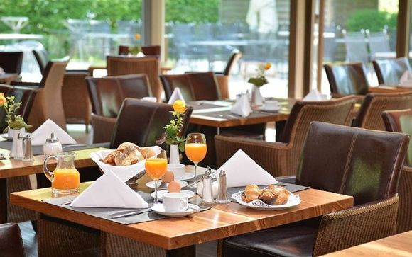 Schlosshotel Monrepos 4*