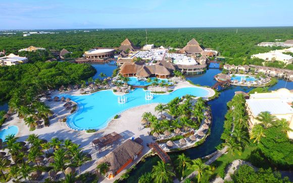 Grand Palladium White Sand Resort and Spa 5*