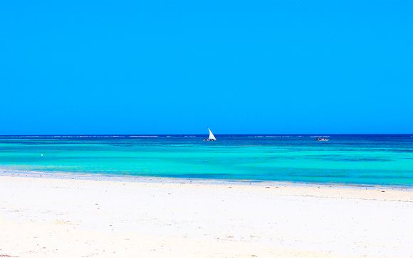Diani Reef Beach Resort & Spa 5* & Safari