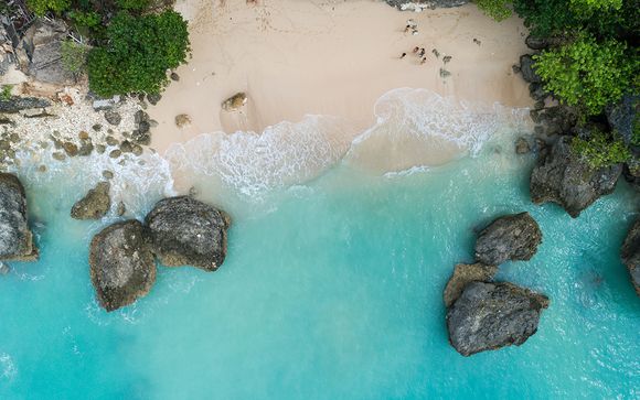 Mansion Baliwood 4* & Radisson Blu Uluwatu 5*