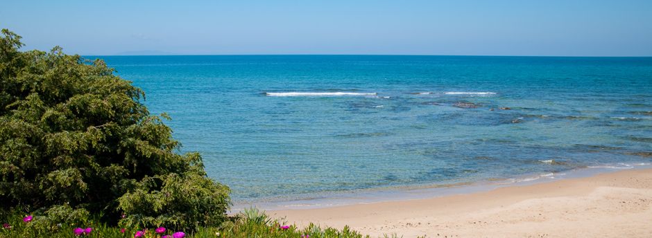 Vieni ad esplorare la perla della Sardegna! Offerte last minute a Castelsardo, un luogo dall'antica magia